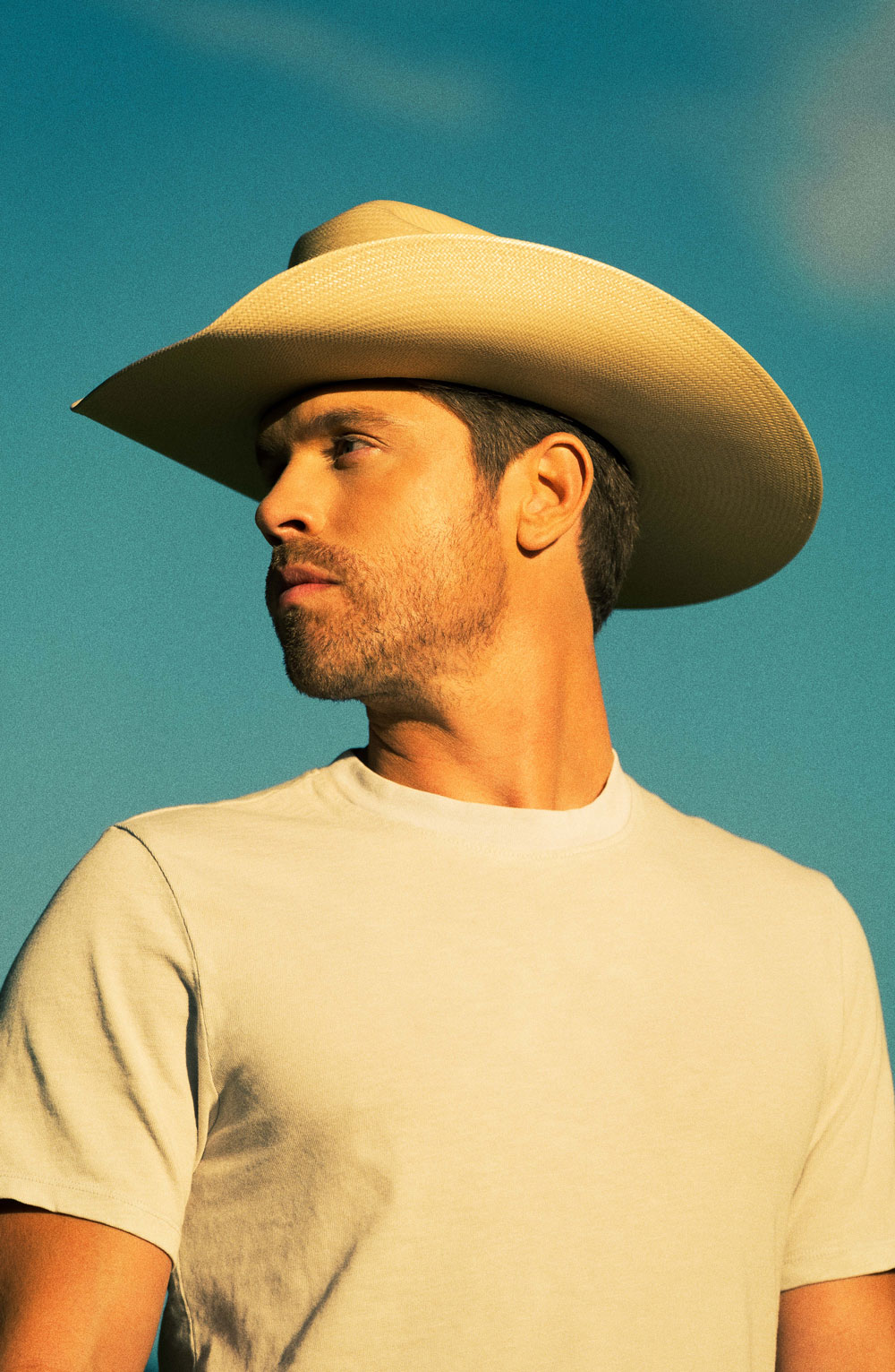 Dustin_Lynch